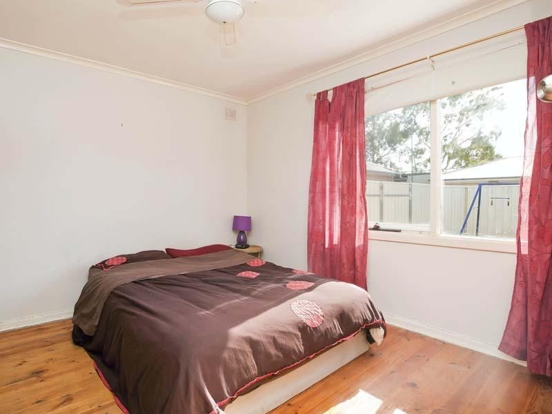 22 Pearce Street, O’sullivan Beach SA 5166