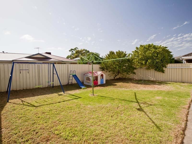 22 Pearce Street, O’sullivan Beach SA 5166
