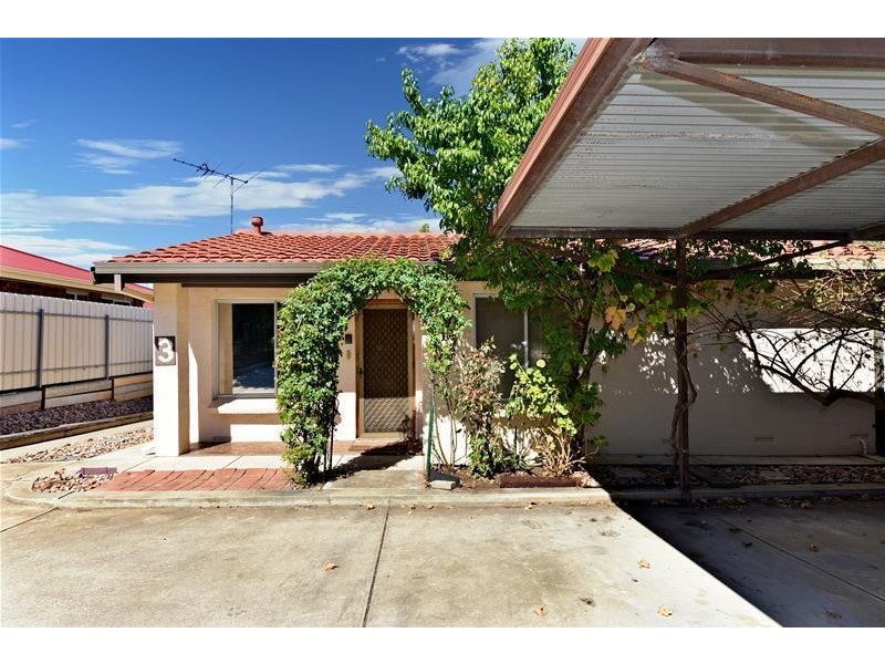 3/4 Booth Avenue, Morphett Vale SA 5162