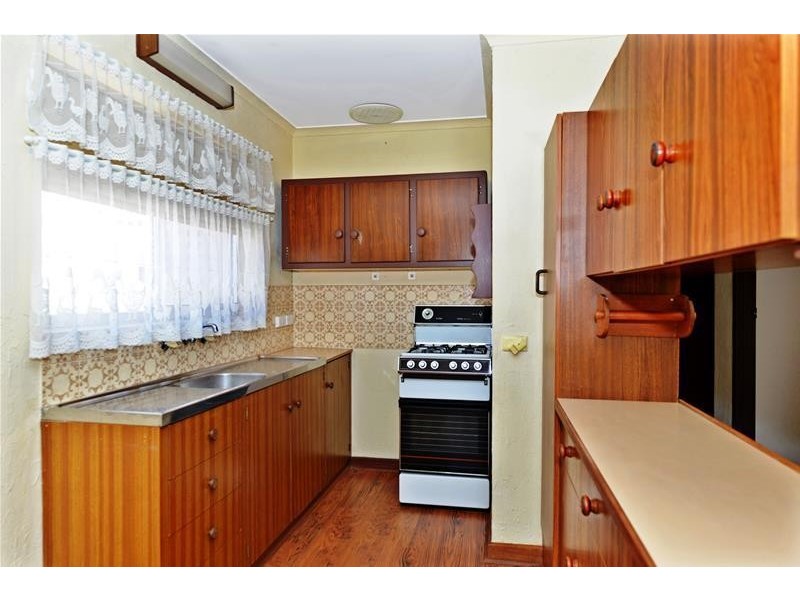 3/4 Booth Avenue, Morphett Vale SA 5162