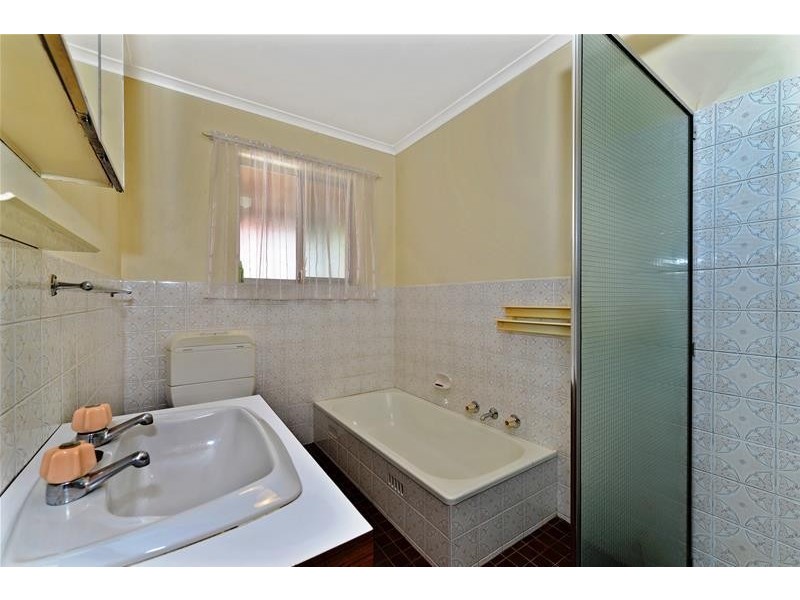 3/4 Booth Avenue, Morphett Vale SA 5162