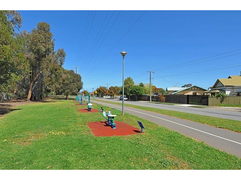 24 Creslin Terrace, Camden Park SA 5038