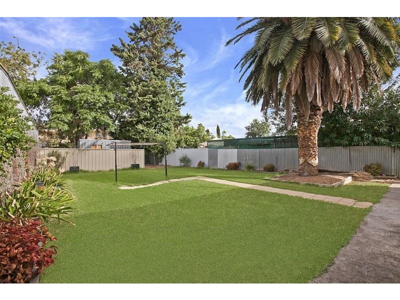 18 Elizabeth Avenue, Plympton SA 5038