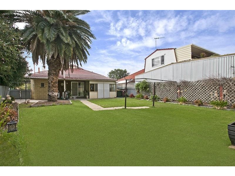 18 Elizabeth Avenue, Plympton SA 5038