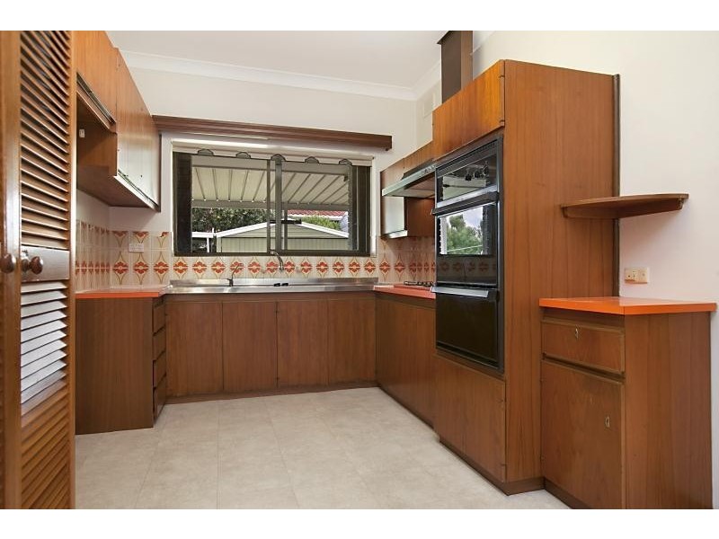 15 Spiers Avenue, Pasadena SA 5042