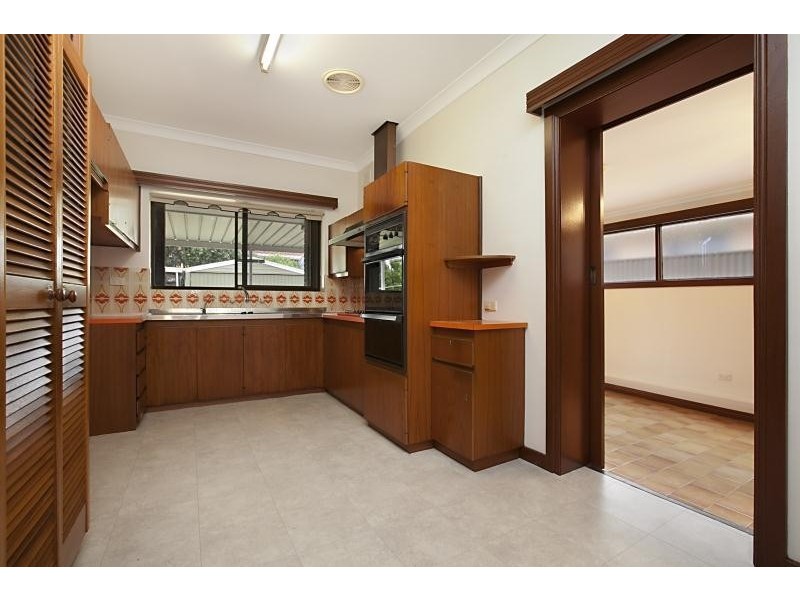 15 Spiers Avenue, Pasadena SA 5042