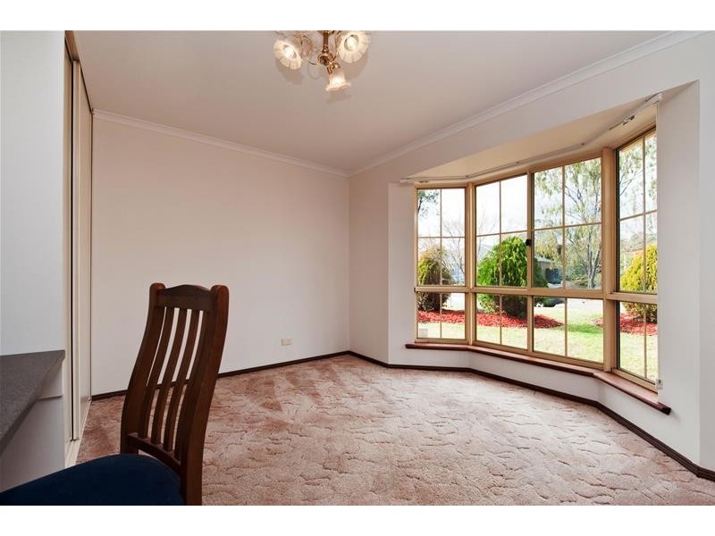 5 La Salle Court, Happy Valley SA 5159