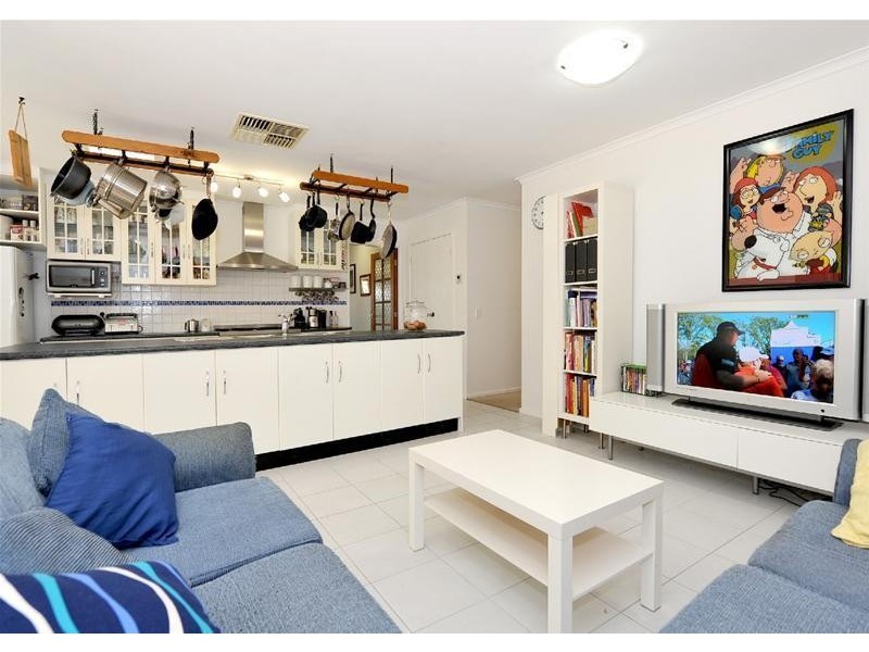 3 Dunalbyn Drive, Aberfoyle Park SA 5159