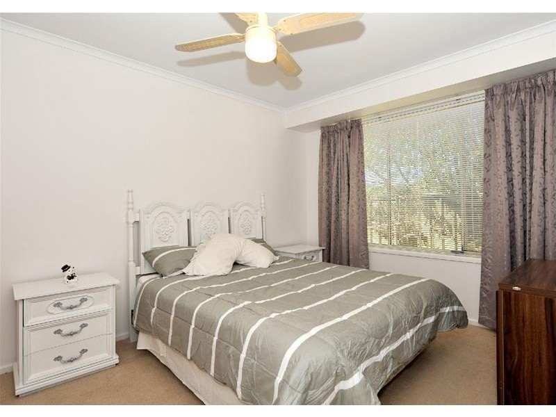 3 Dunalbyn Drive, Aberfoyle Park SA 5159