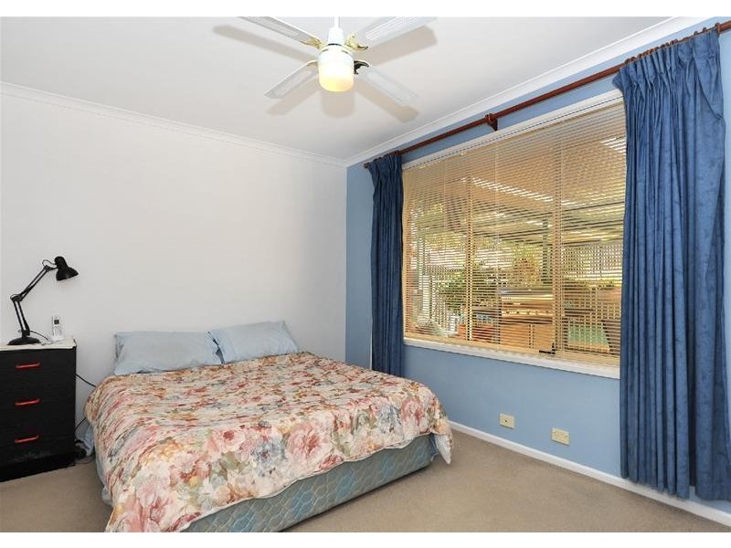 3 Dunalbyn Drive, Aberfoyle Park SA 5159