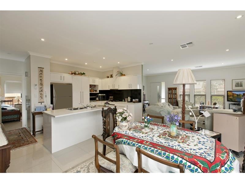 13 Daisy Avenue, Mitchell Park SA 5043