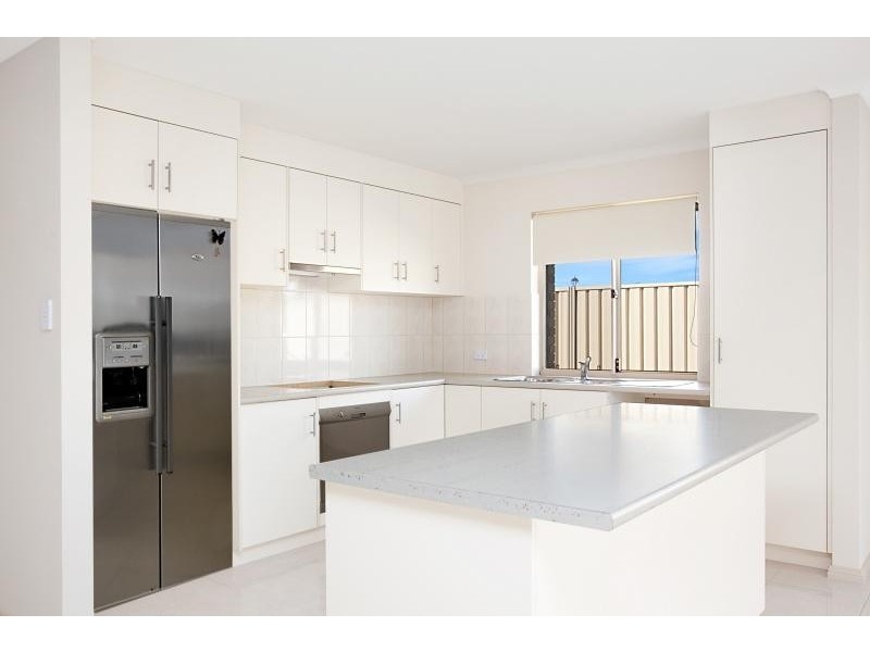 5 Aft Court, Seaford Meadows SA 5169