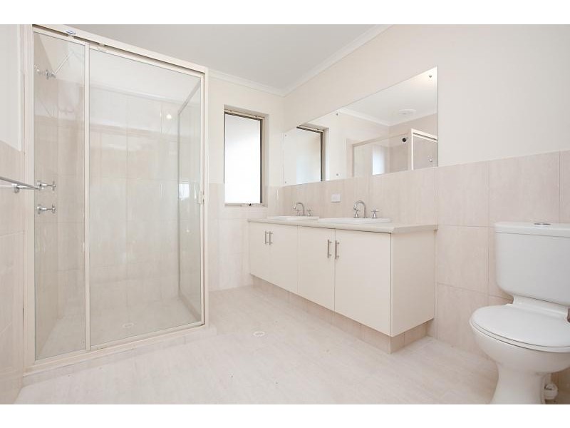 5 Aft Court, Seaford Meadows SA 5169