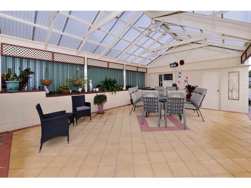 16 Amberly Drive, Happy Valley SA 5159