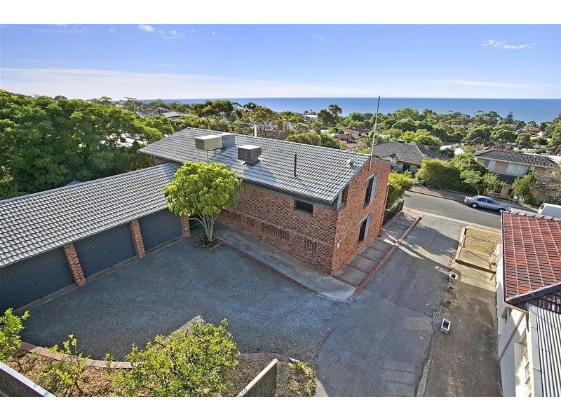 14 Dudley Crescent, Marino SA 5049