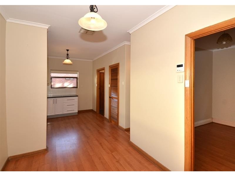 8 Milton Street, Glenelg SA 5045