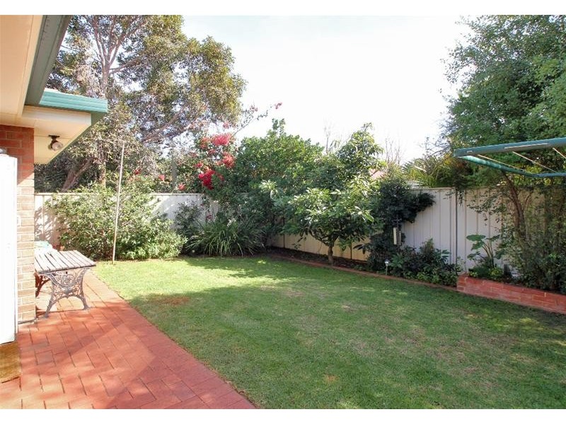 288 Oaklands Road, Park Holme SA 5043