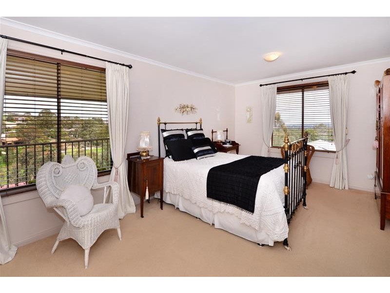 17 Romney Road, Happy Valley SA 5159