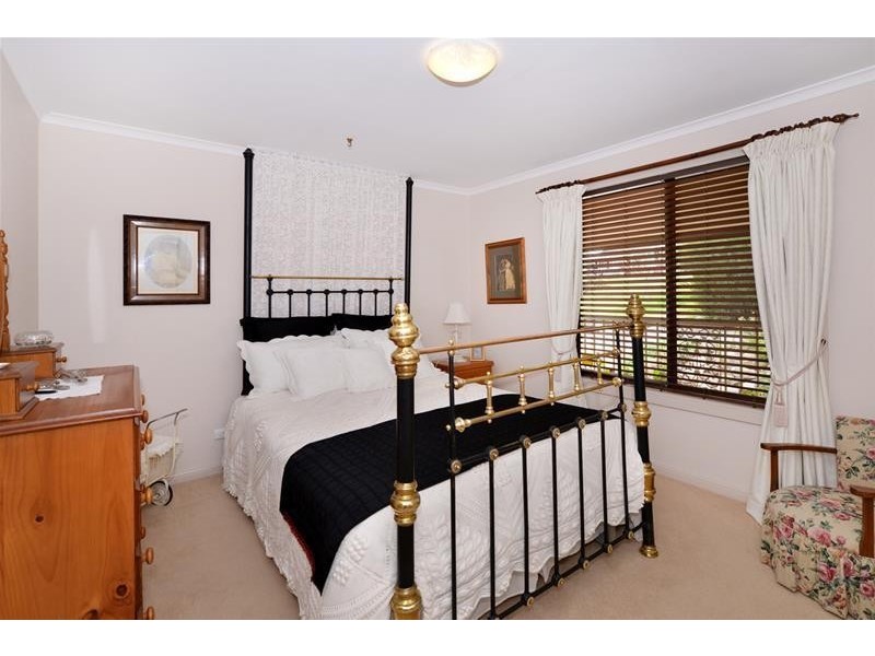 17 Romney Road, Happy Valley SA 5159