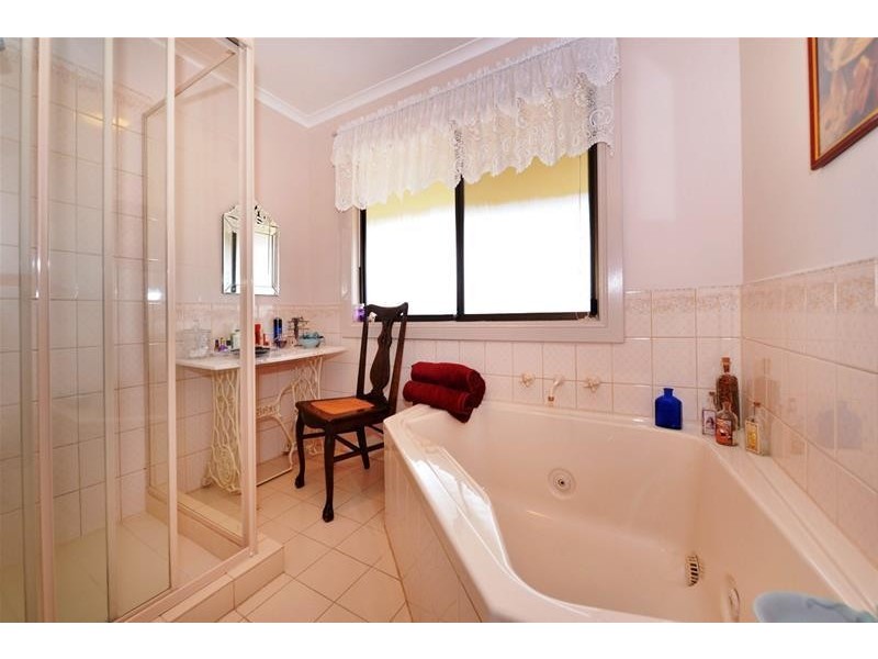 17 Romney Road, Happy Valley SA 5159