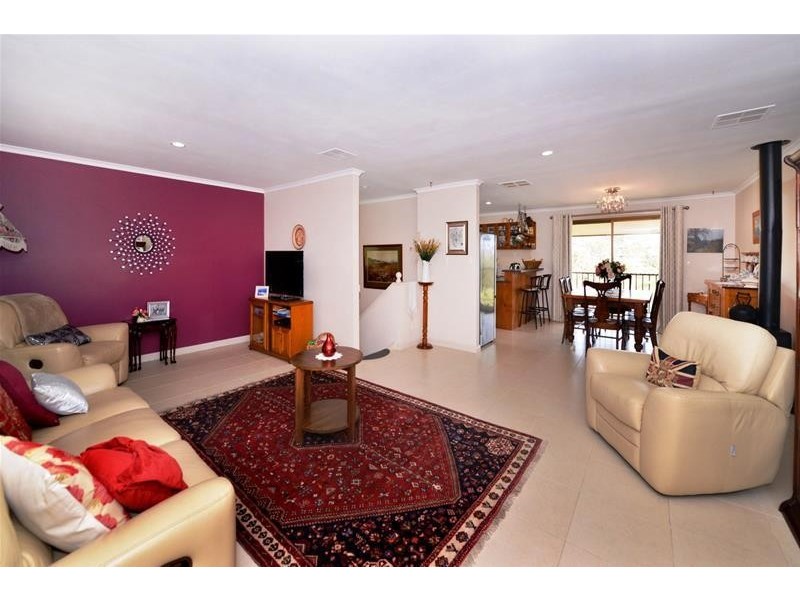 17 Romney Road, Happy Valley SA 5159