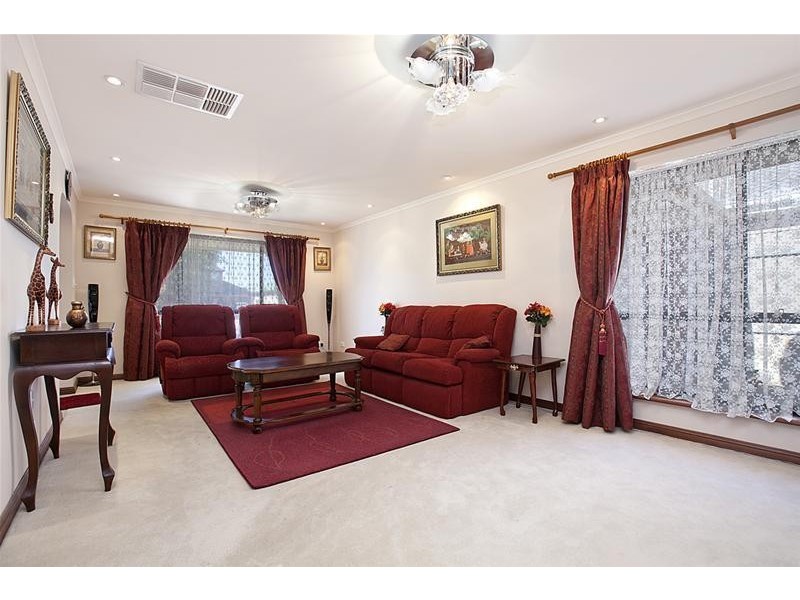 27 McFarlane Avenue, Mitchell Park SA 5043