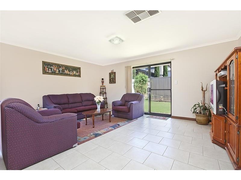 27 McFarlane Avenue, Mitchell Park SA 5043