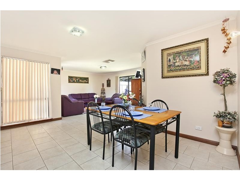 27 McFarlane Avenue, Mitchell Park SA 5043