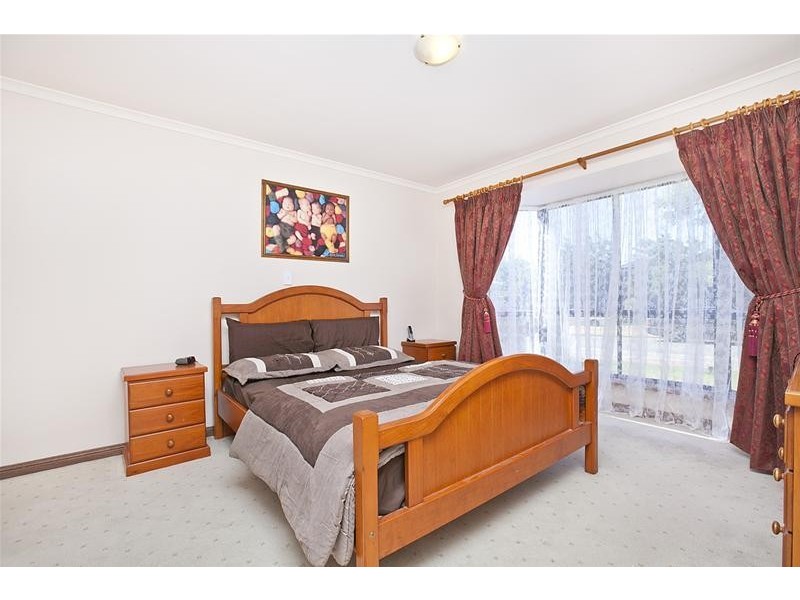 27 McFarlane Avenue, Mitchell Park SA 5043