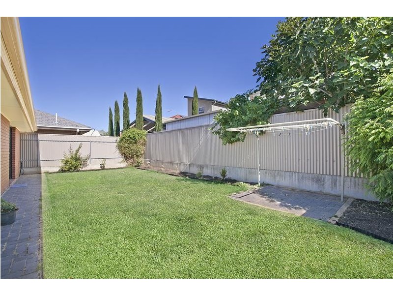 27 McFarlane Avenue, Mitchell Park SA 5043