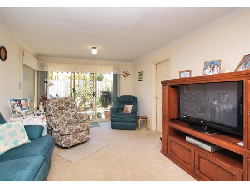 18 Bradley Grove, Mitchell Park SA 5043