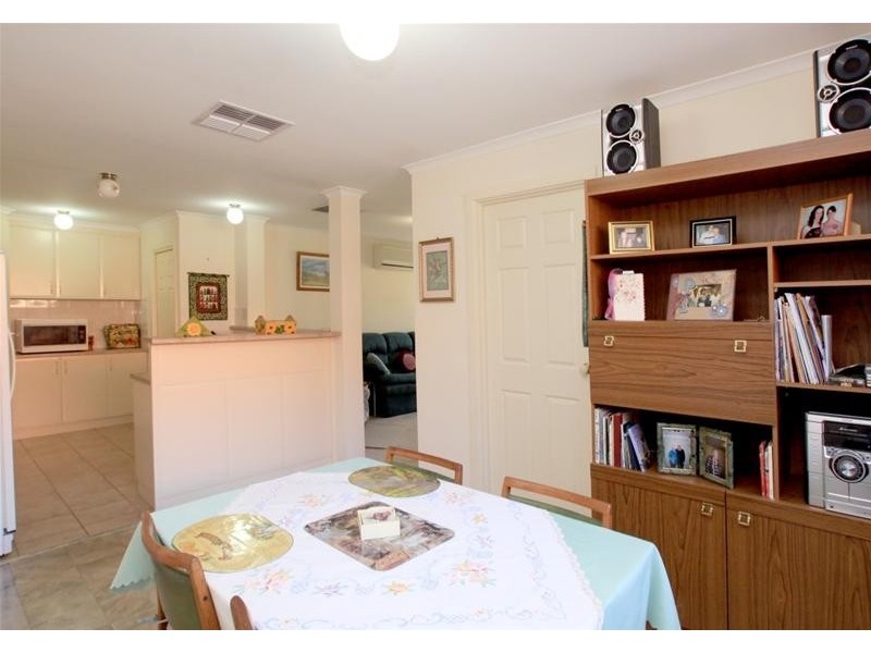 18 Bradley Grove, Mitchell Park SA 5043