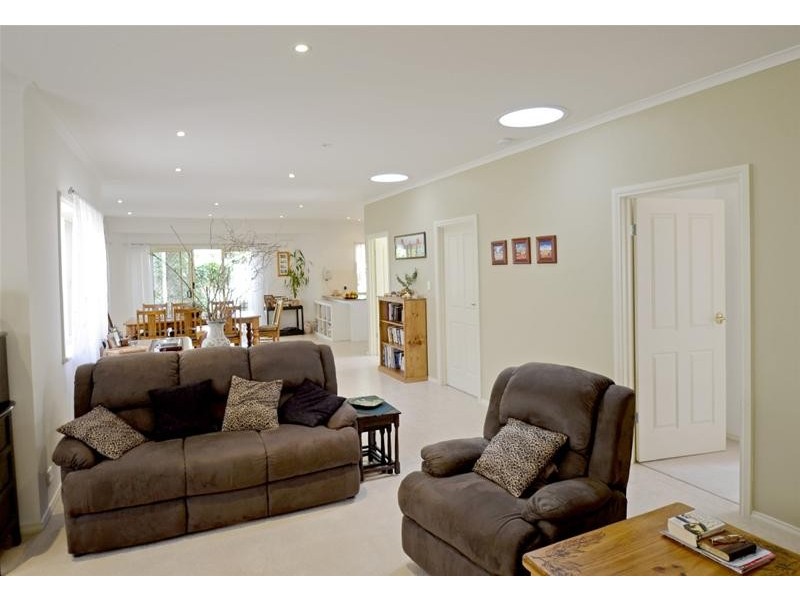 4A Pankina Grove, Marion SA 5043