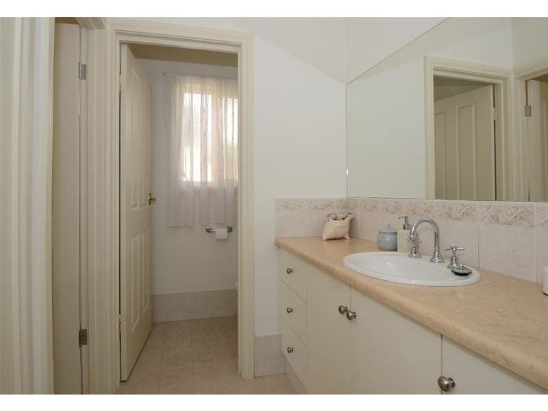 4A Pankina Grove, Marion SA 5043