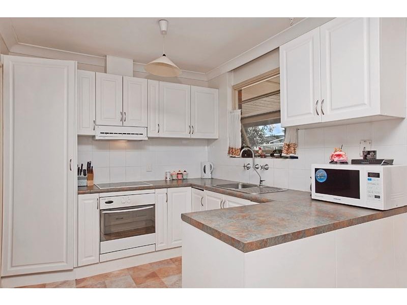 7 Heather Drive, Christie Downs SA 5164