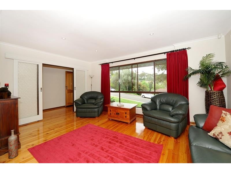 25 Deepdene Crescent, O’halloran Hill SA 5158