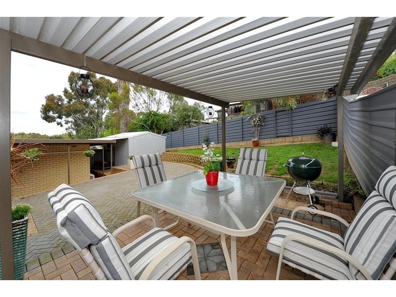 25 Deepdene Crescent, O’halloran Hill SA 5158