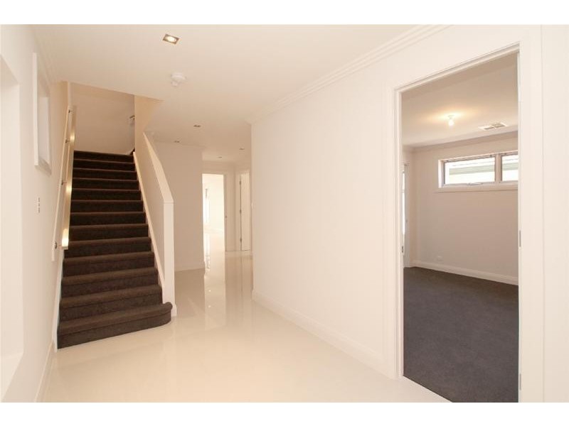 16a Somerset Avenue, Fulham Gardens SA 5024