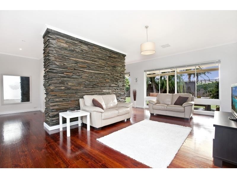 4 Cygnet Street, Novar Gardens SA 5040