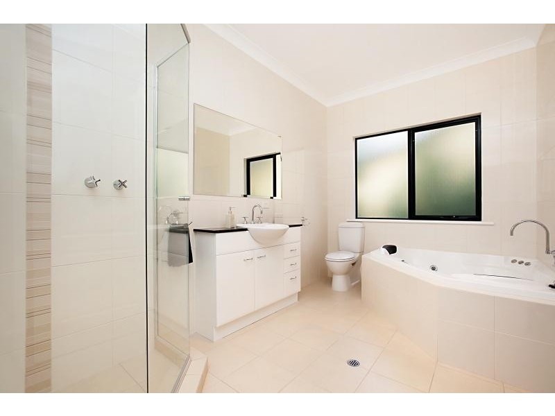 5 Argyle Close, Aberfoyle Park SA 5159