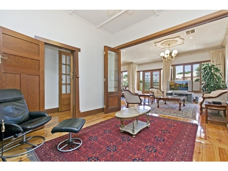 7 Chester Street, Glenelg South SA 5045