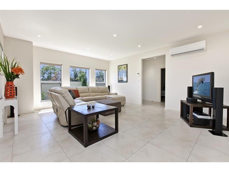 14B Blackburn Avenue, Glenelg North SA 5045