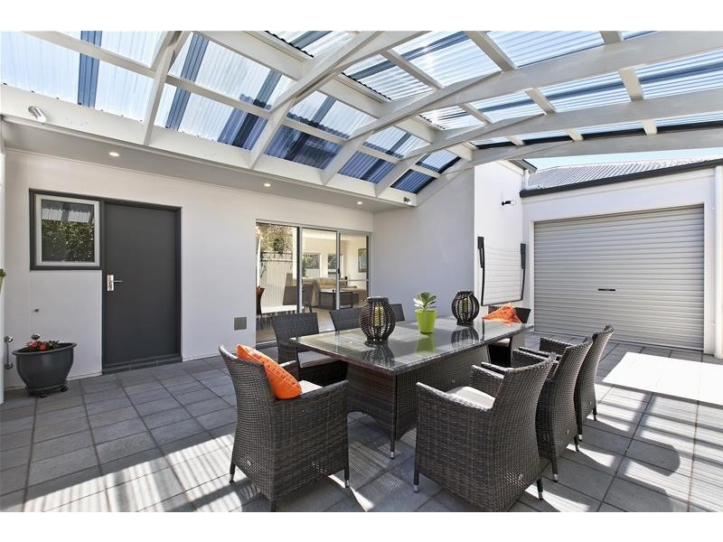 14B Blackburn Avenue, Glenelg North SA 5045