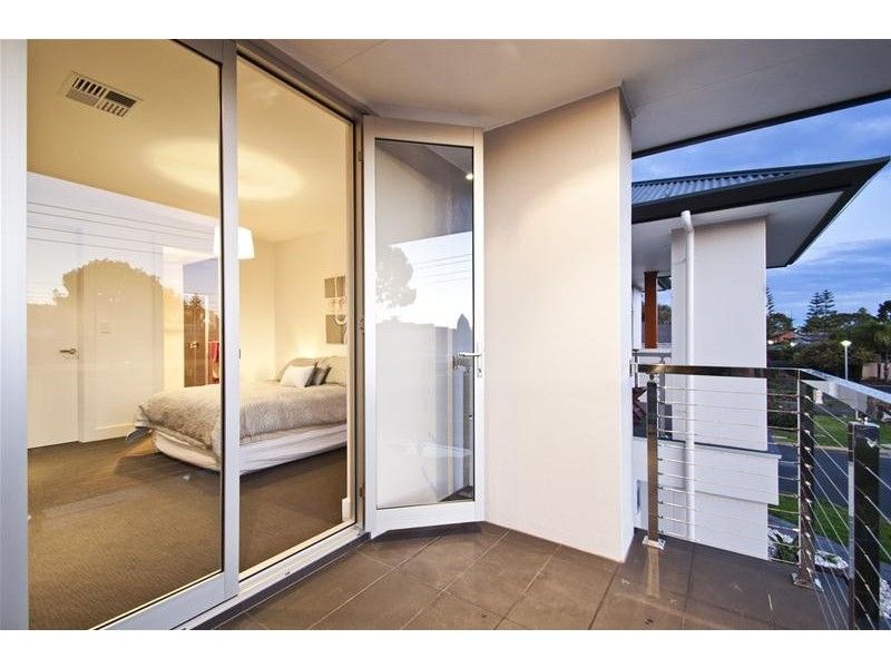 2A Hollard  Avenue, Grange SA 5022