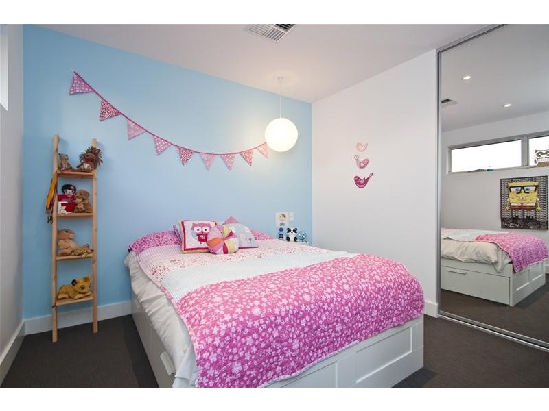 2A Hollard  Avenue, Grange SA 5022