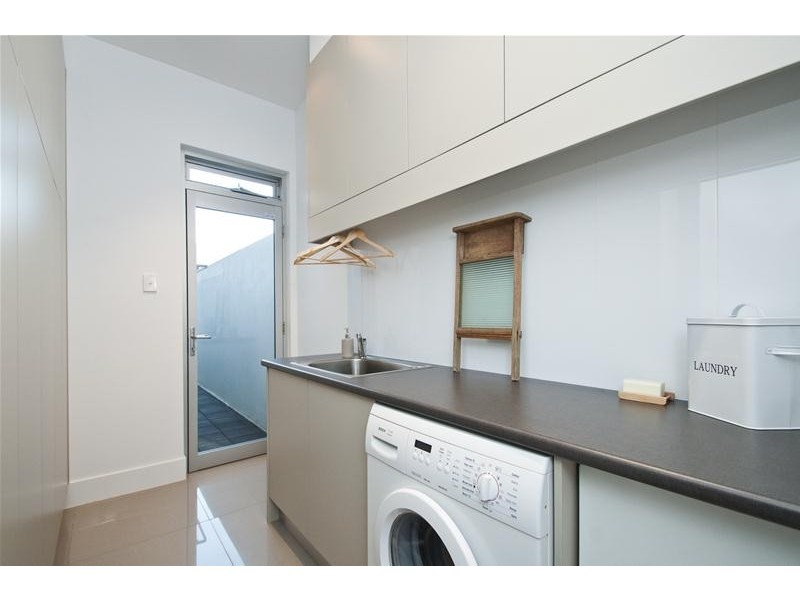 2A Hollard  Avenue, Grange SA 5022