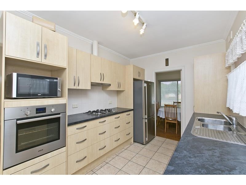 15 Laurence Street, South Plympton SA 5038