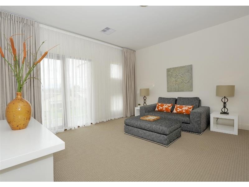 2A Whitesands Drive, West Beach SA 5024