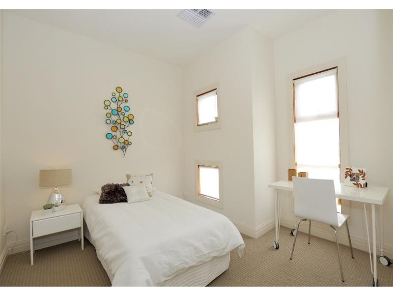 2A Whitesands Drive, West Beach SA 5024