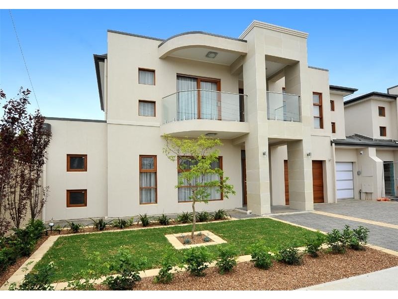 2A Whitesands Drive, West Beach SA 5024